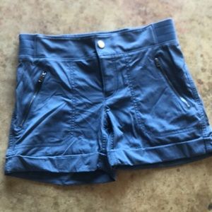 Athleta Trekkie short